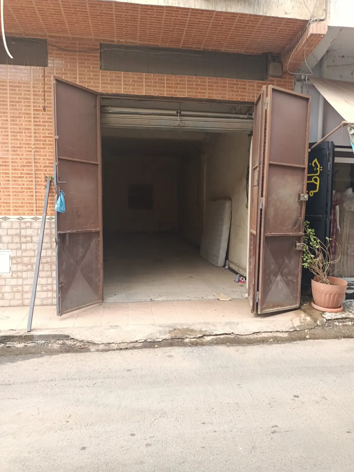 Maison à vendre à tirigou de 100 mètre carré 