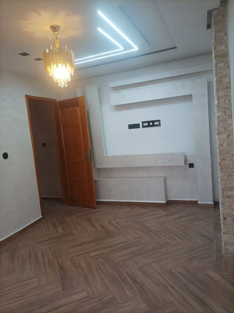 Appartement F3 au 1 er étage à haï salame 